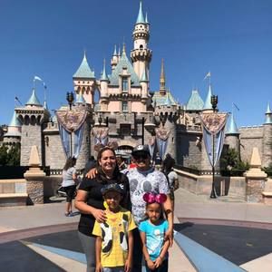 Meet your Posher, Amparoycathy